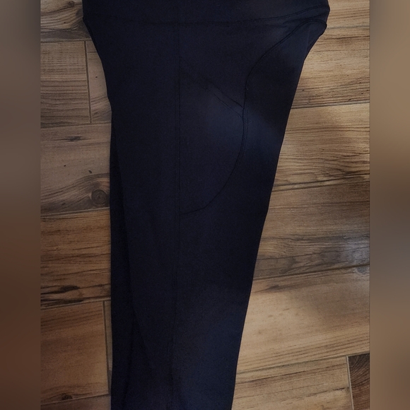 Lululemon Invigorate High-Rise Tight 25" - Picture 6 of 6
